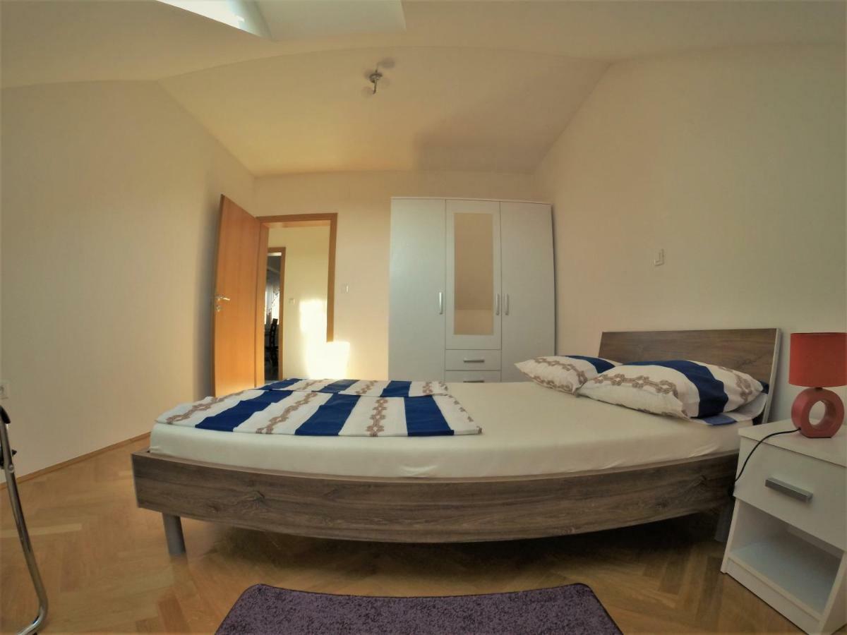 Apartments "Pavic" Near Zagreb Airport Velika Gorica Eksteriør bilde