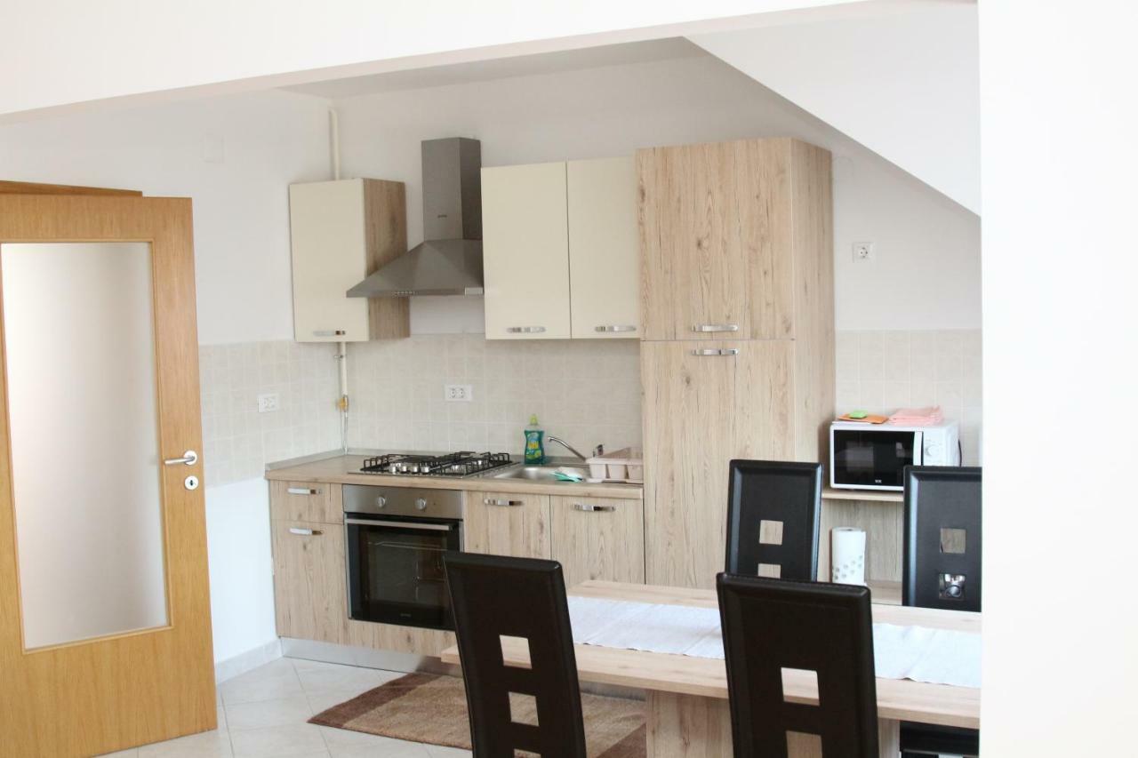 Apartments "Pavic" Near Zagreb Airport Velika Gorica Eksteriør bilde