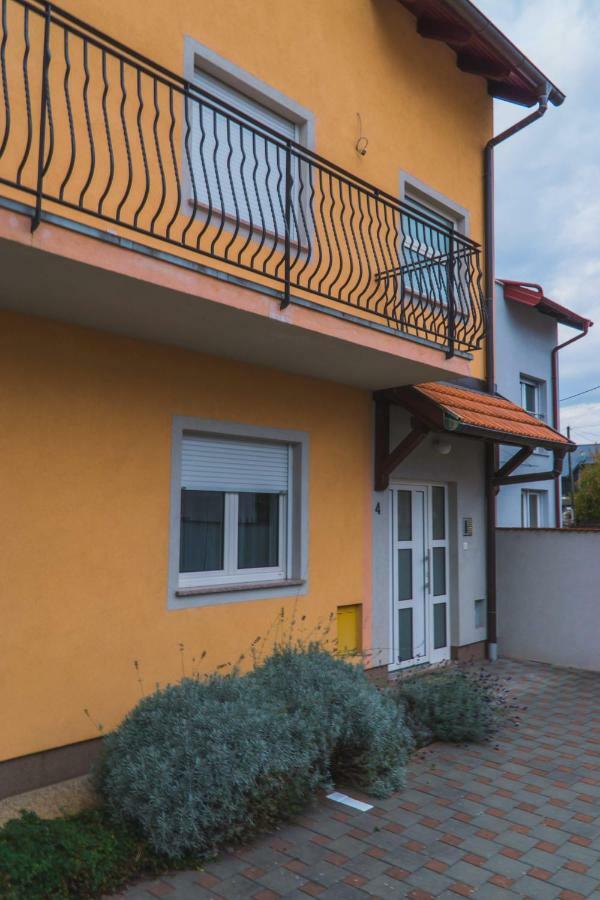 Apartments "Pavic" Near Zagreb Airport Velika Gorica Eksteriør bilde