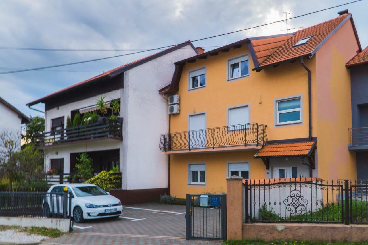 Apartments "Pavic" Near Zagreb Airport Velika Gorica Eksteriør bilde